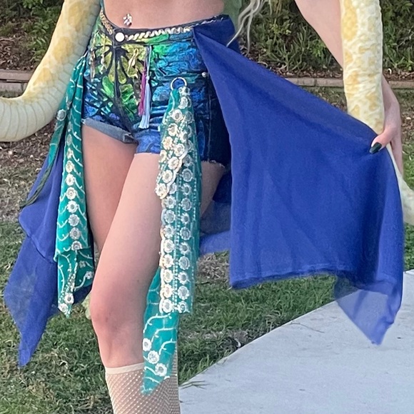 Britney Spears Slave Costume Shorts - Picture 1 of 3